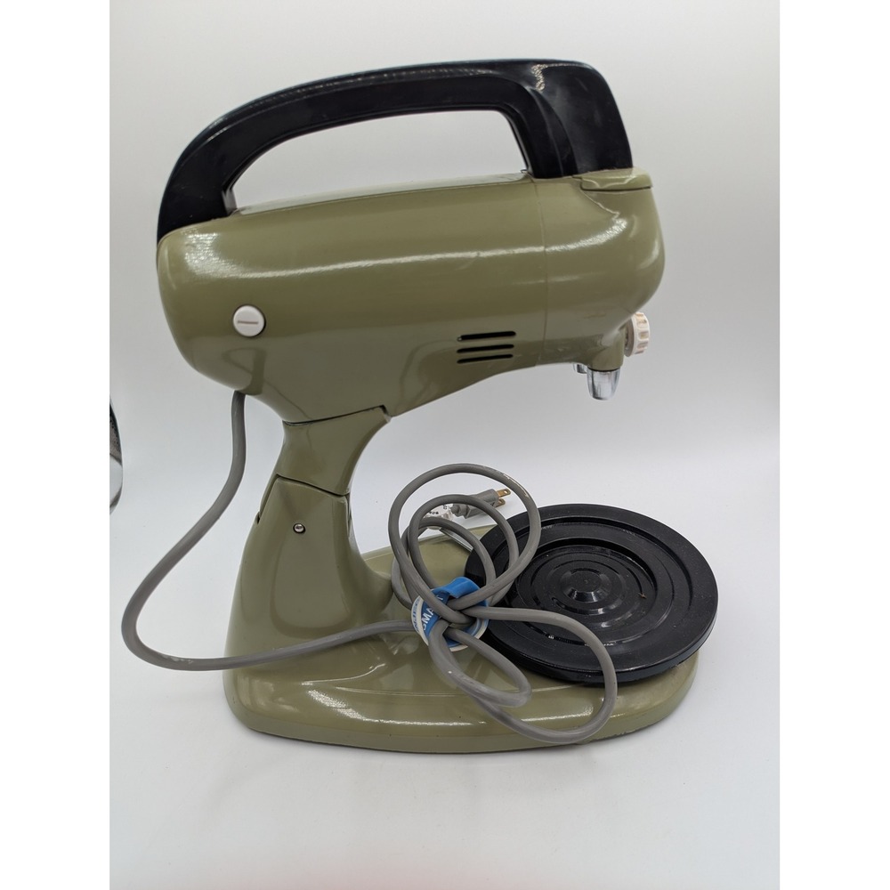 Vintage Hamilton Beach Scovill Avocado Green 10 Speed Stand Mixer MCM 1970s - Picture 8 of 11